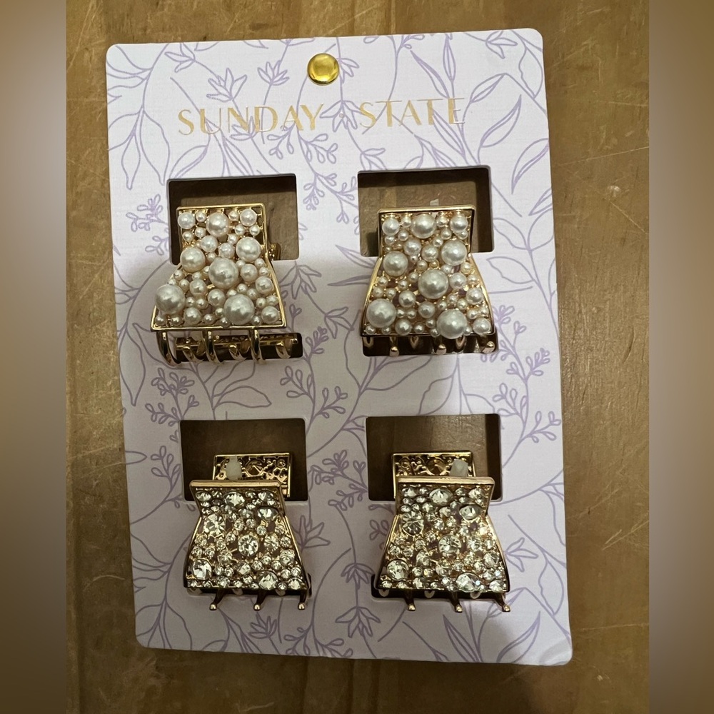Gold and White Pearl and rhinestone hair clips. Boho style